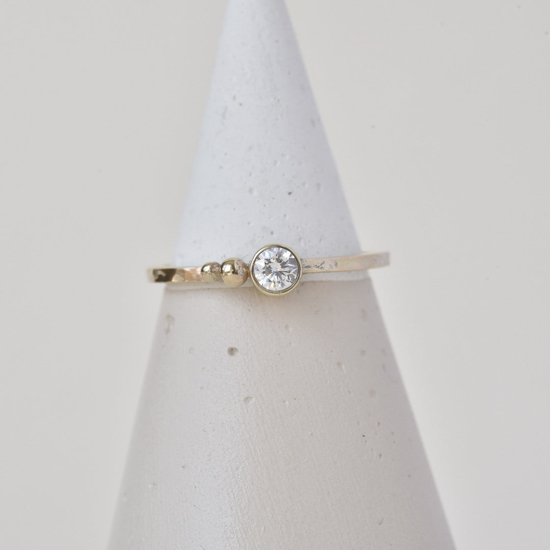 Ocean Diamond Solitaire with Granulation Detail